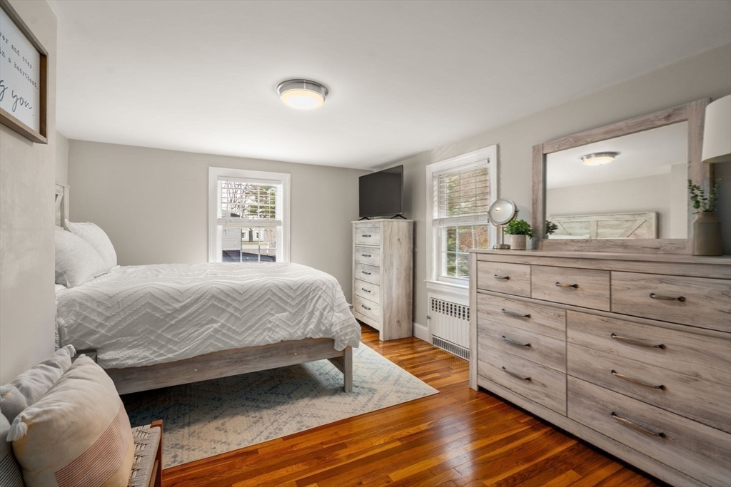 20 Pilgrim Road Reading, MA 01867 - Photo 19 of 35