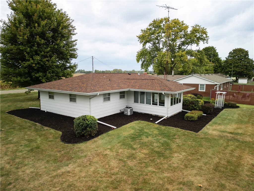 2208 Batestown Road Danville, IL 61832 - Photo 3 of 40 Gallery Image 3
