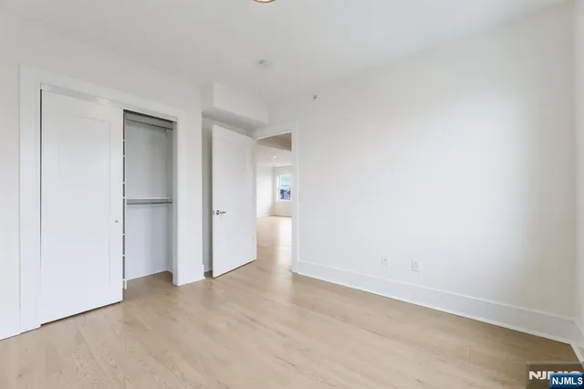 $949,000 | 209-211 Hackensack Plank Road, Unit 5B, Weehawken, NJ 07086