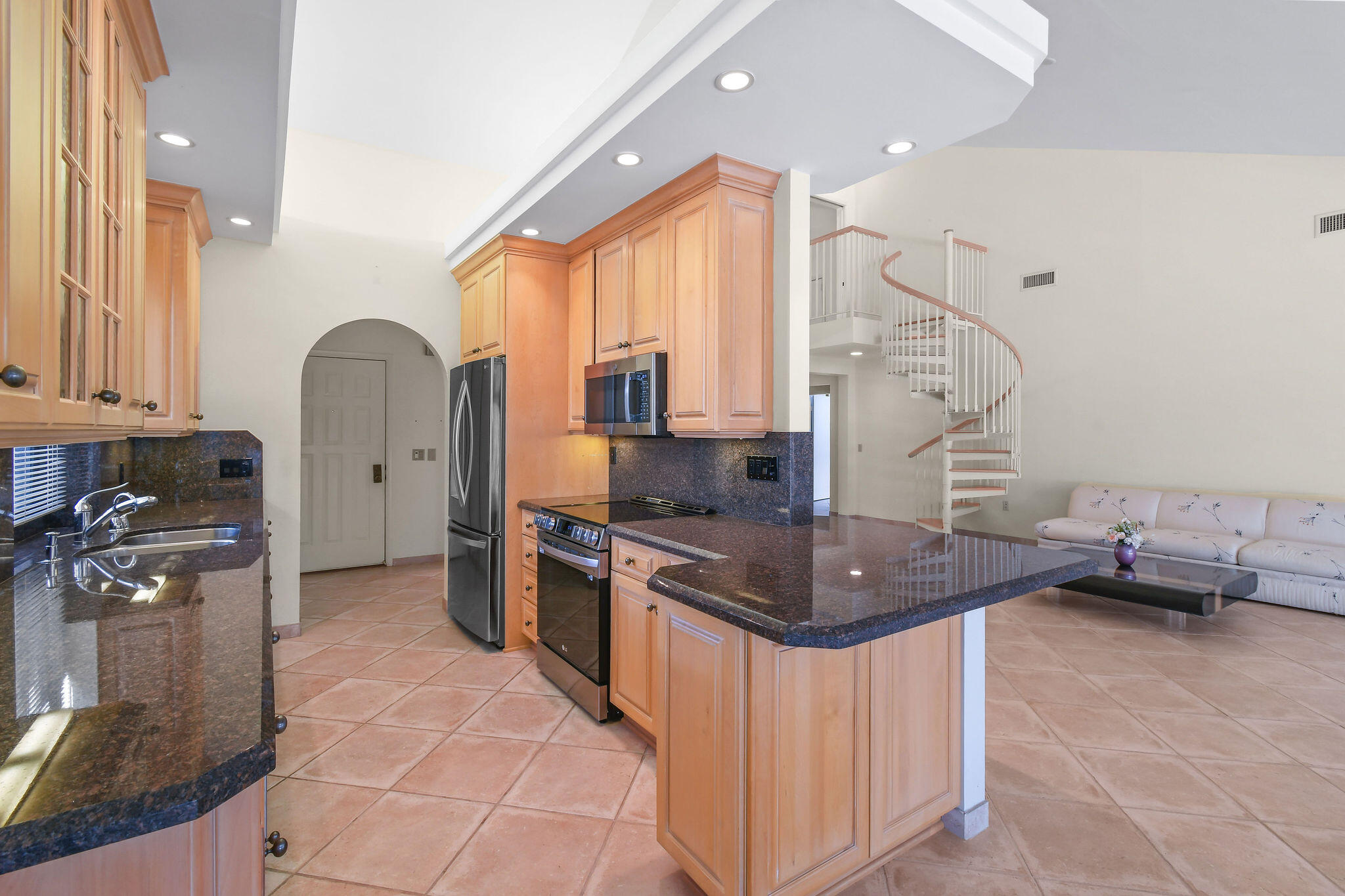 247 Ridge Road Jupiter, FL 33477 - Photo 3 of 28 247RidgeRd-Sept2025(17)