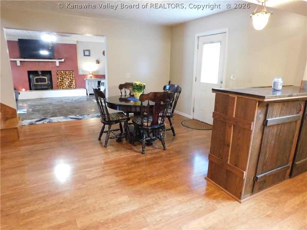 14 Christian Road Charleston, WV 25313 - Photo 6 of 11 Dining Room