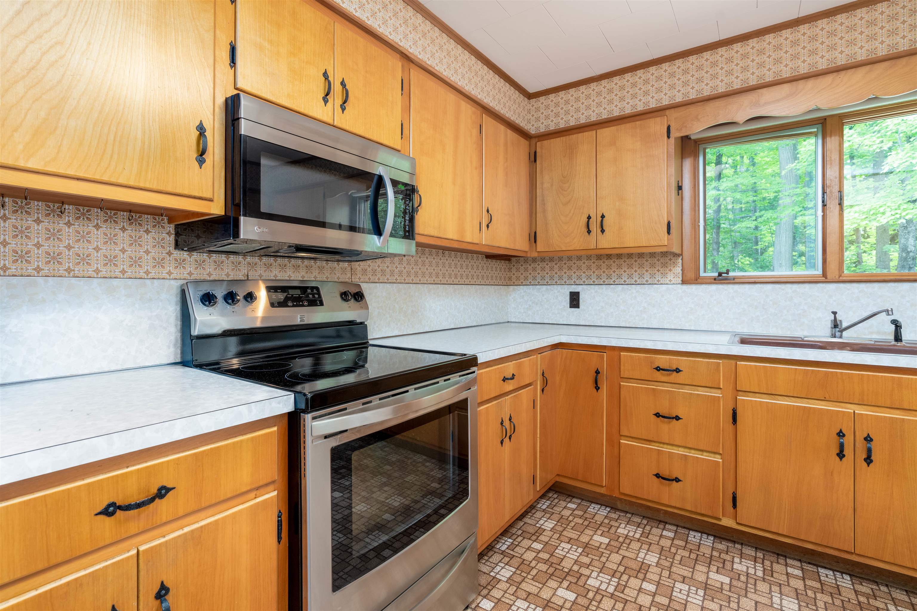 114 Elmore Mountain Road Stowe, VT 05672 - Photo 17 of 35