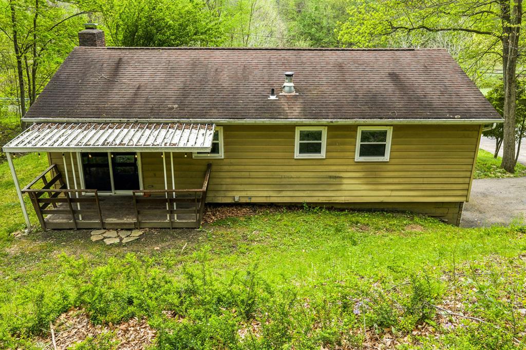 2955 Pine Grove Road Industry, PA 15052 - Photo 30 of 34