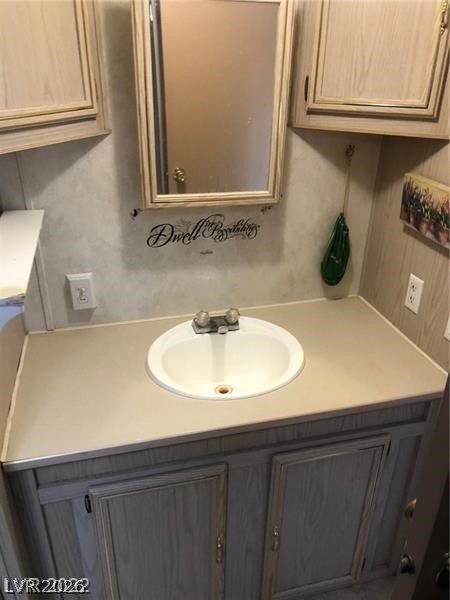 209 Euclid Avenue Goldfield, NV 89013 - Photo 7 of 18 Bathroom featuring vanity