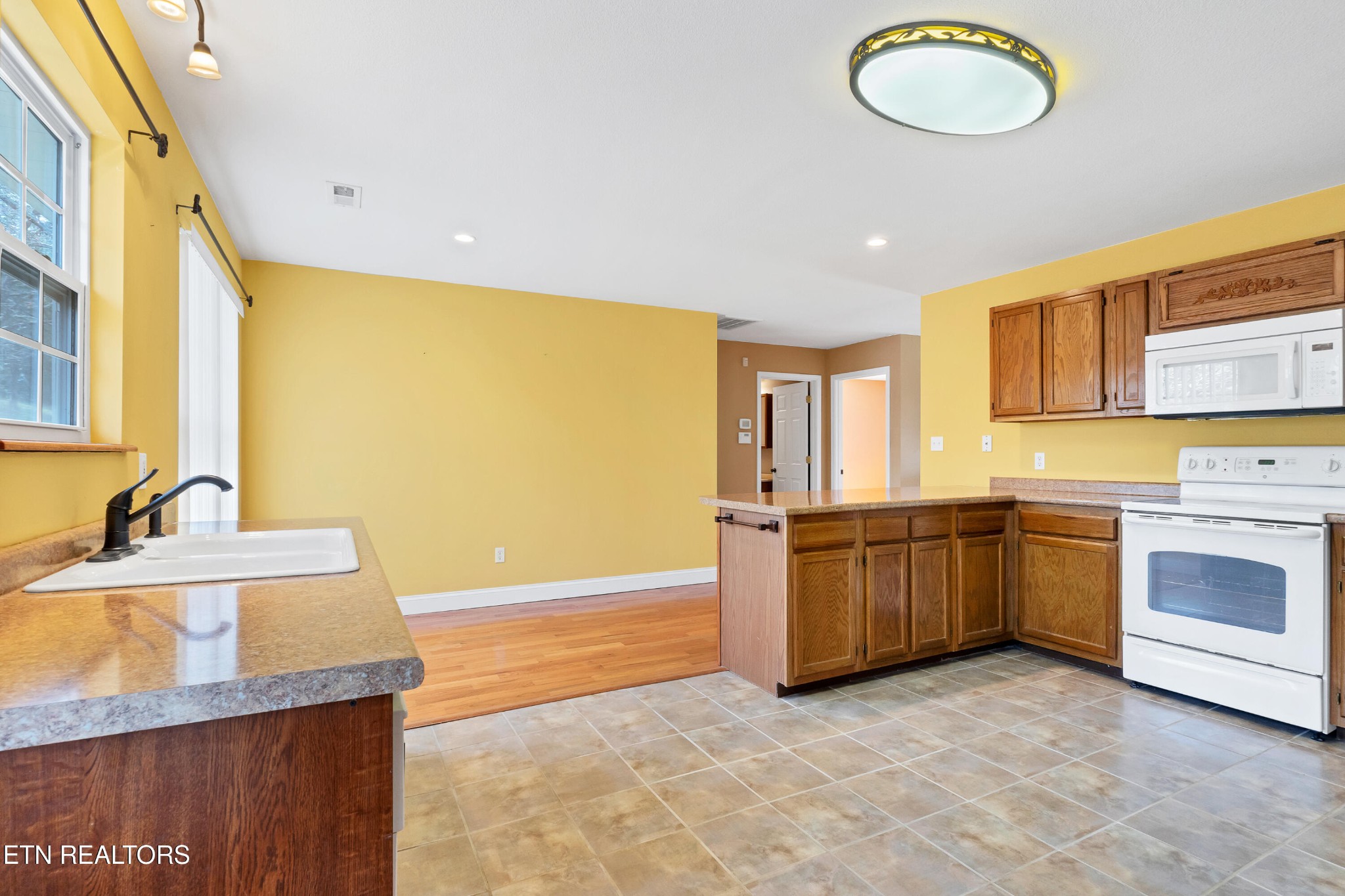 347 Prospect Road Walland, TN 37886 - Photo 12 of 43 Gallery Image 12