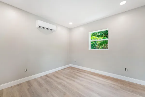 $3,975 | 3600 Westview Avenue, West Palm Beach, FL 33407