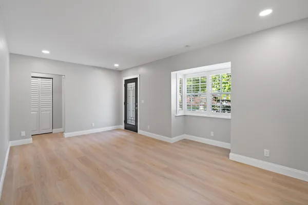 $3,975 | 3600 Westview Avenue, West Palm Beach, FL 33407