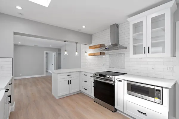 $3,975 | 3600 Westview Avenue, West Palm Beach, FL 33407