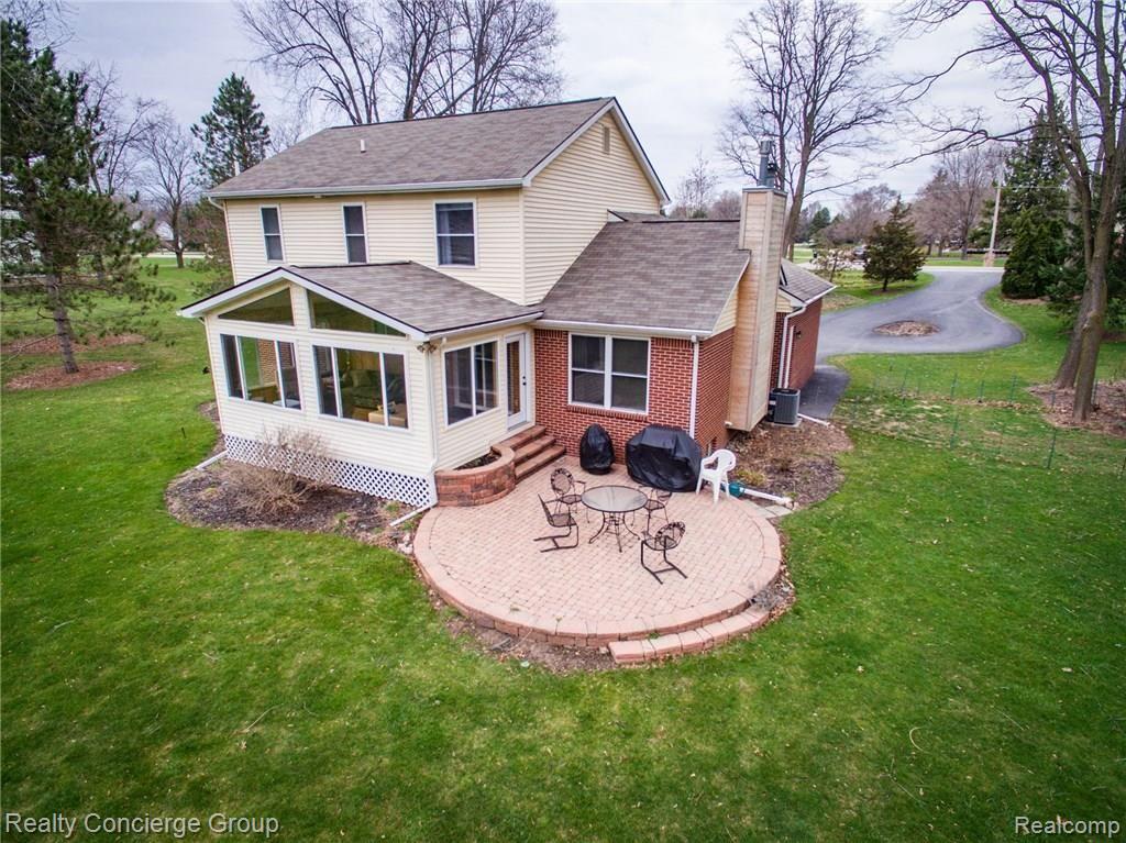 11644 Spencer Road Brighton, MI 48114 - Photo 31 of 43 spencer drone-19.jpg