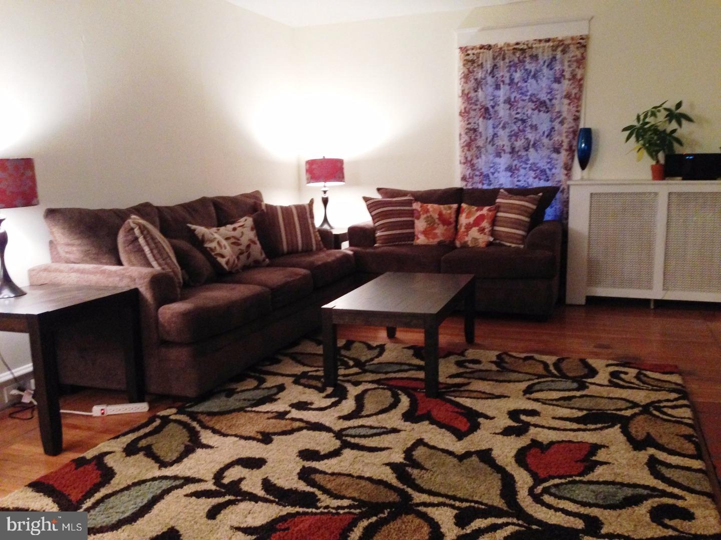 9 Ridley Avenue Aldan, PA 19018 - Photo 8 of 20 Living Room