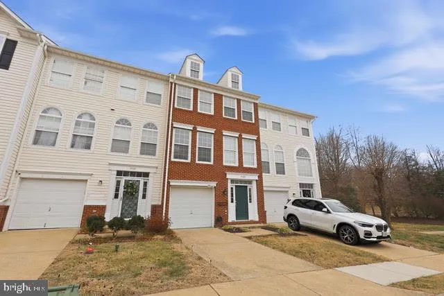 a car parked in front of a building