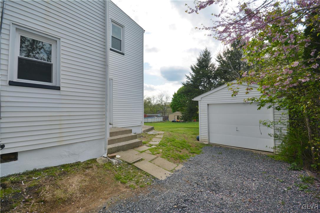 1702 Mitman Road Easton, PA 18040 - Photo 16 of 18 Gallery Image 16