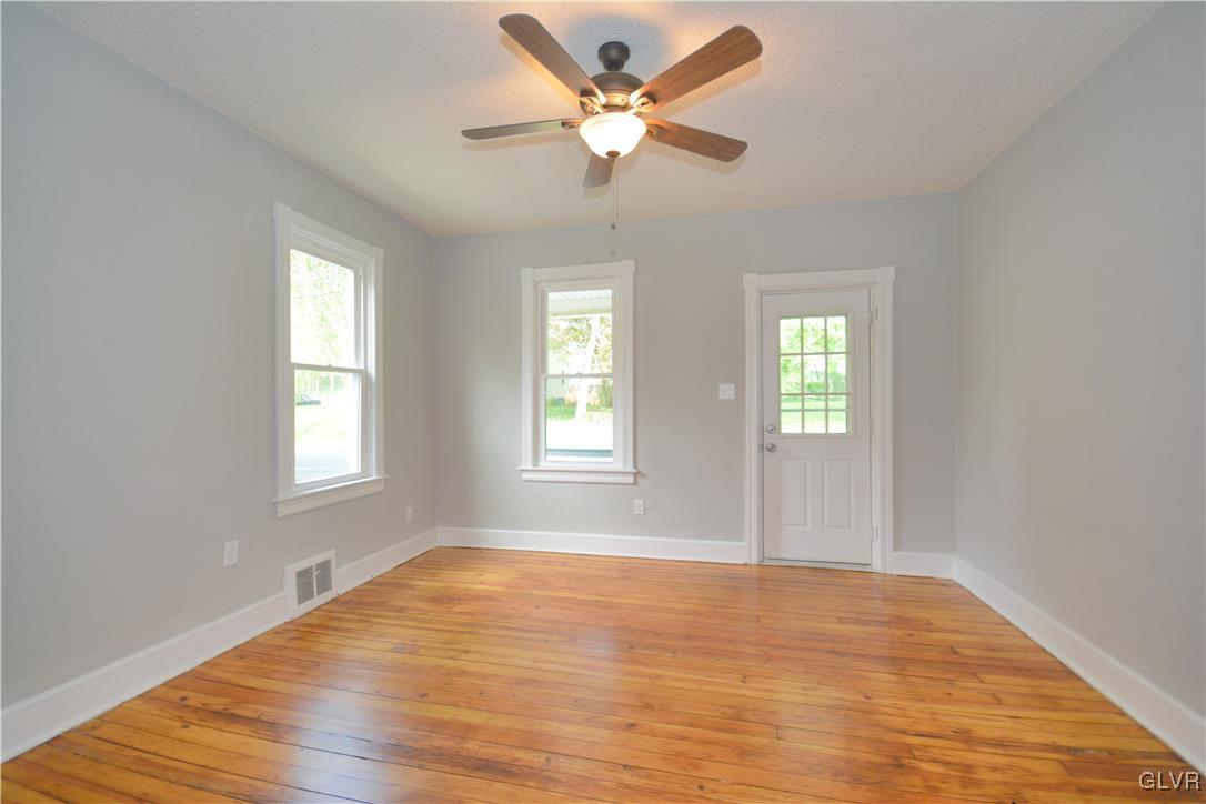 1702 Mitman Road Easton, PA 18040 - Photo 3 of 18 Gallery Image 3