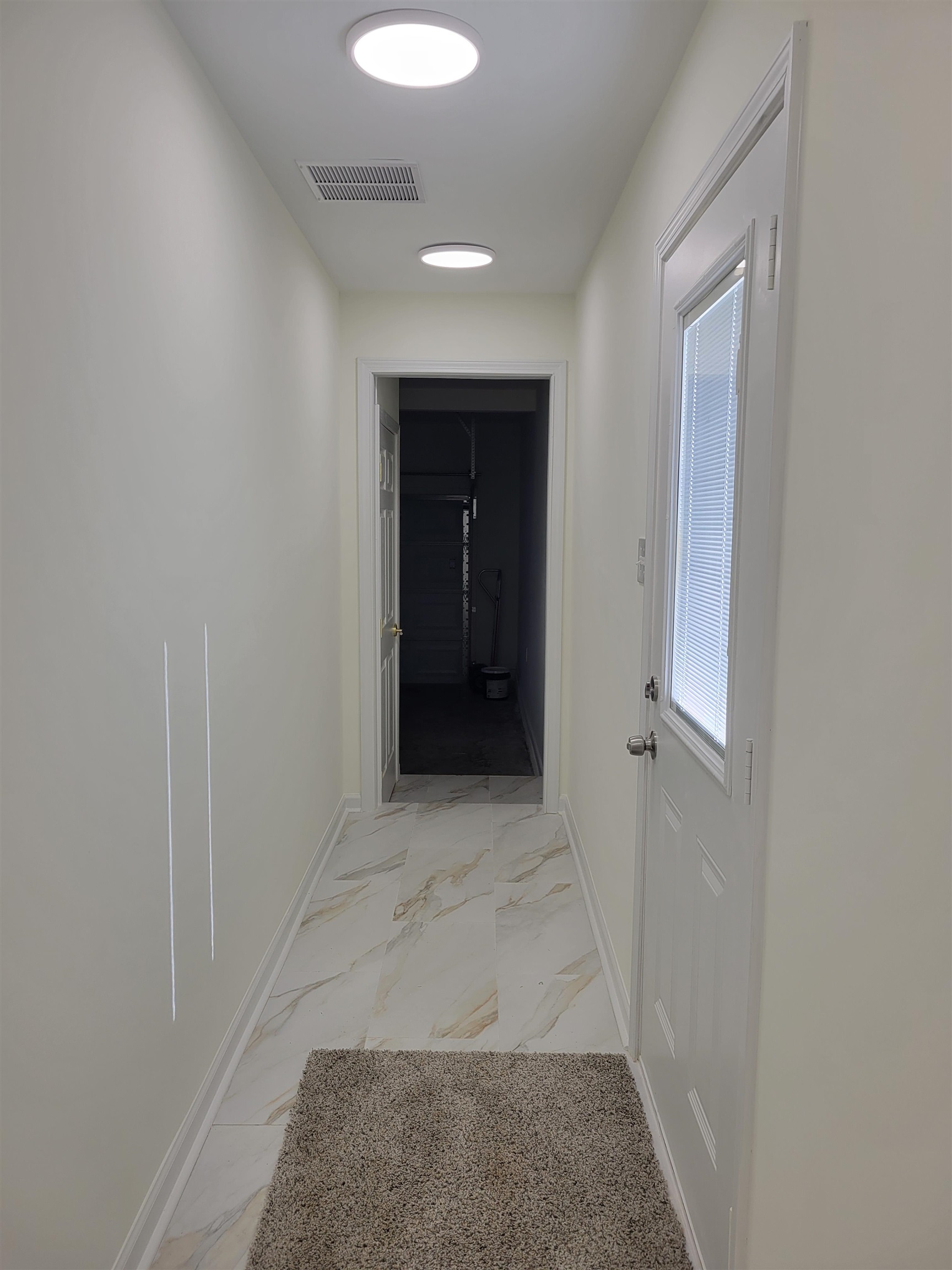 251 East Mitchell Road Memphis, TN 38109 - Photo 20 of 24 Interior space
