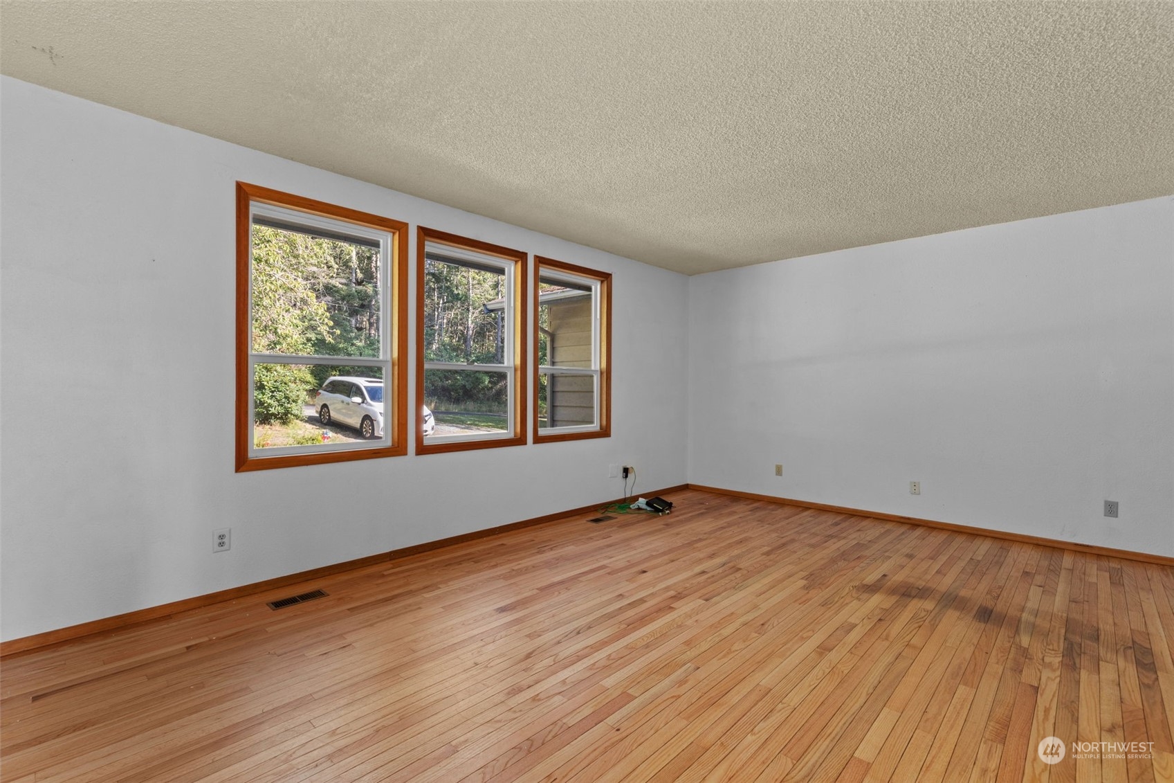 3429 Best Road Oak Harbor, WA 98277 - Photo 4 of 39 Gallery Image 4