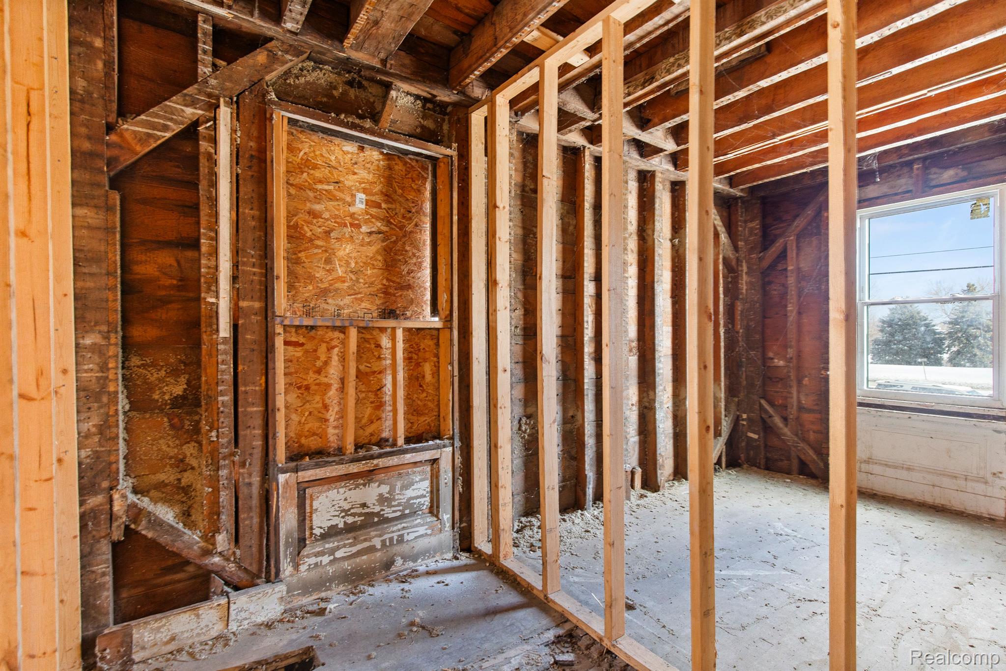 258 Orchard Lake Road Pontiac, MI 48341 - Photo 7 of 16 Gallery Image 7