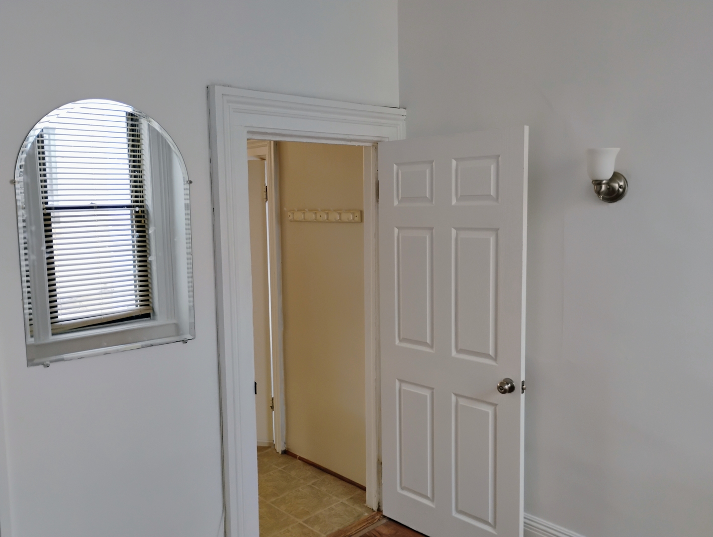 903 Ridge Road, Unit 2 Wilmette, IL 60091 - Photo 14 of 16