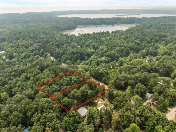 $35,000 | N6974 Lynwood Drive, Unit 12, Shawano, WI 54166