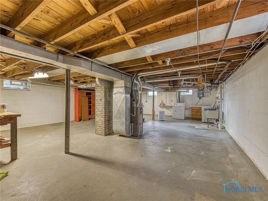 4101 Bowen Road Toledo, OH 43613 - Photo 18 of 24 Gallery Image 18