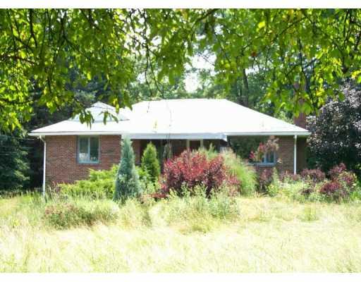 623 Moon Clinton Road Coraopolis, PA 15108 - Photo 1 of 1 Gallery Image 1