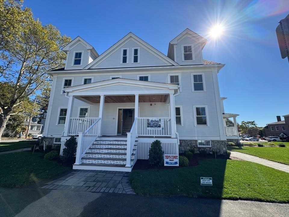 41 Elm Street, Unit 102 Andover, MA 01810 - Photo 1 of 6