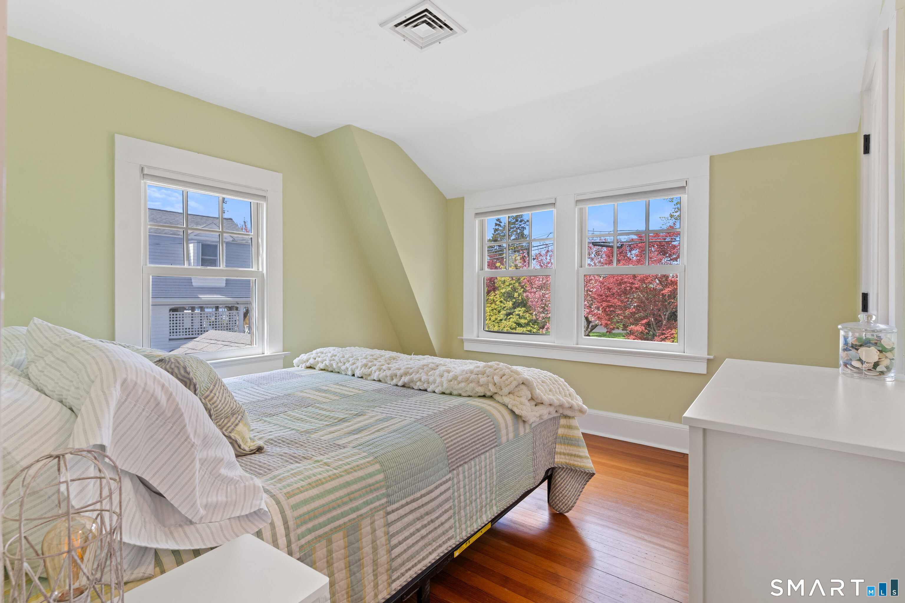 218 Totoket Road Branford, CT 06405 - Photo 32 of 37