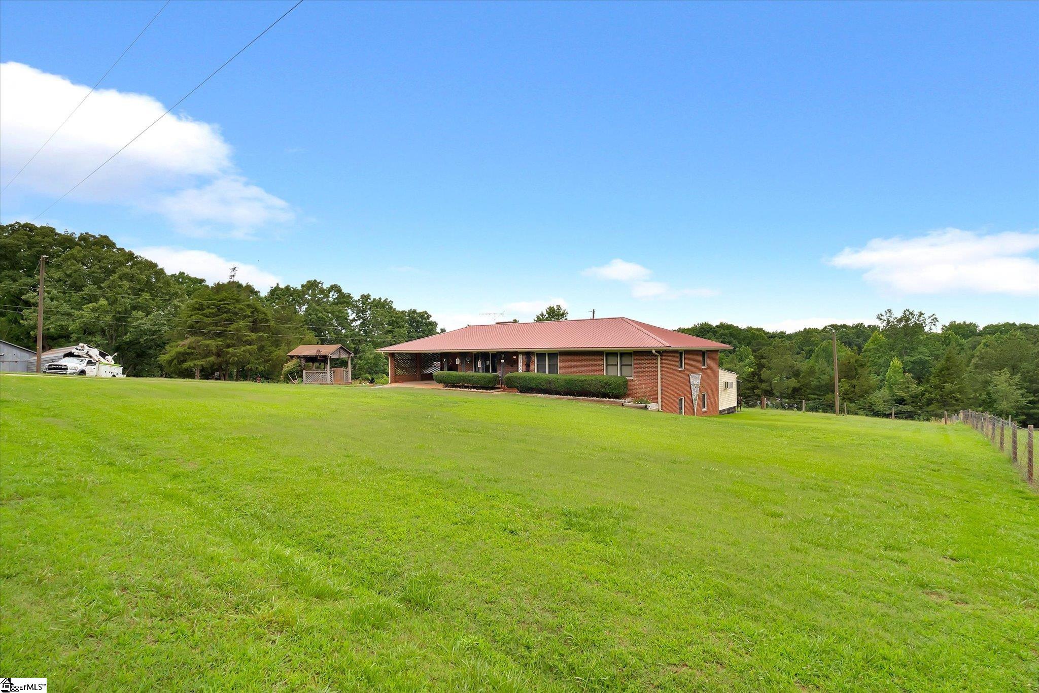 126 Crawford Road Starr, SC 29684 - Photo 2 of 40