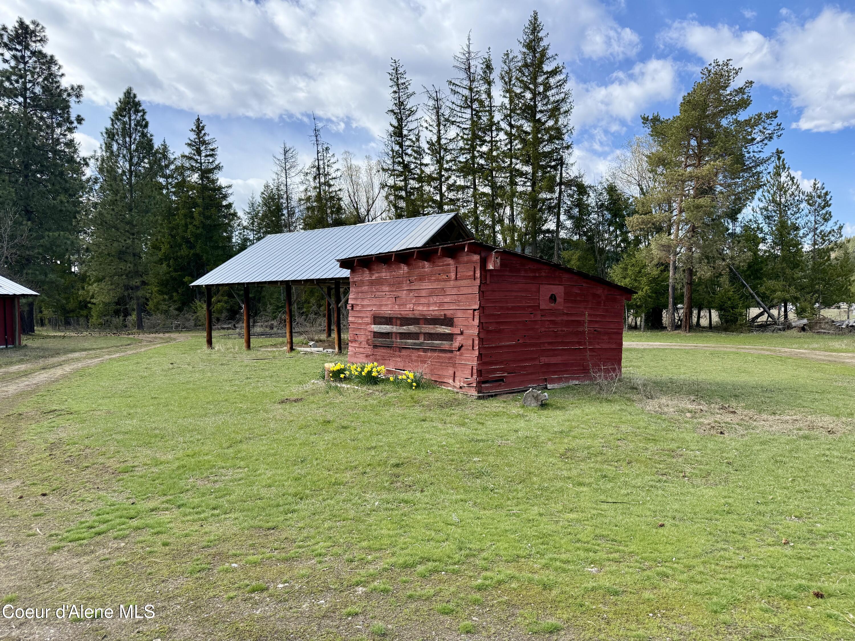 3216 Dufort Road Sagle, ID 83860 - Photo 60 of 99 IMG_1503