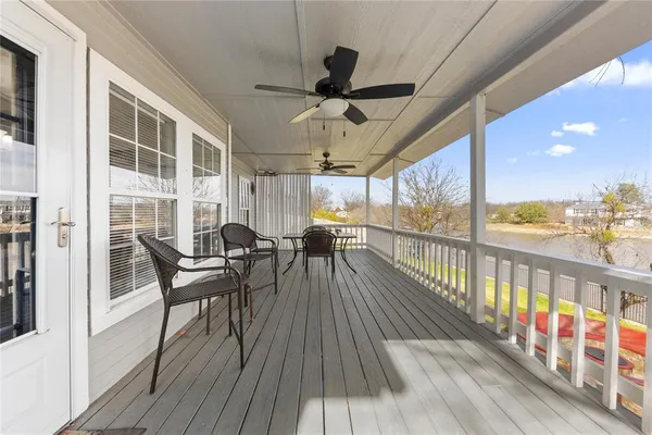 $999,999 | 3101 Sunrise Court, Granbury, TX 76048