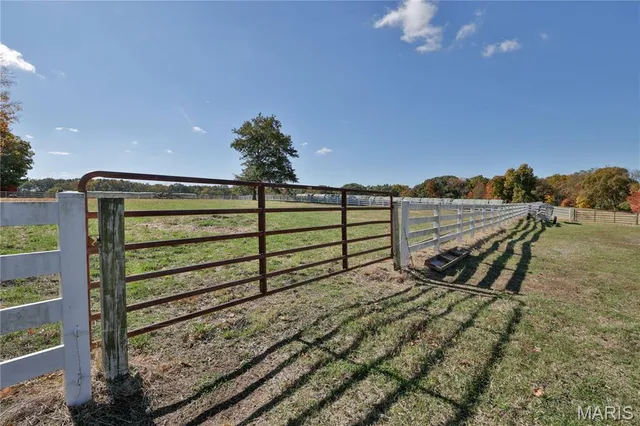 $1,407,600 | 171 Red Ball Trail, Coffeen, IL 62017