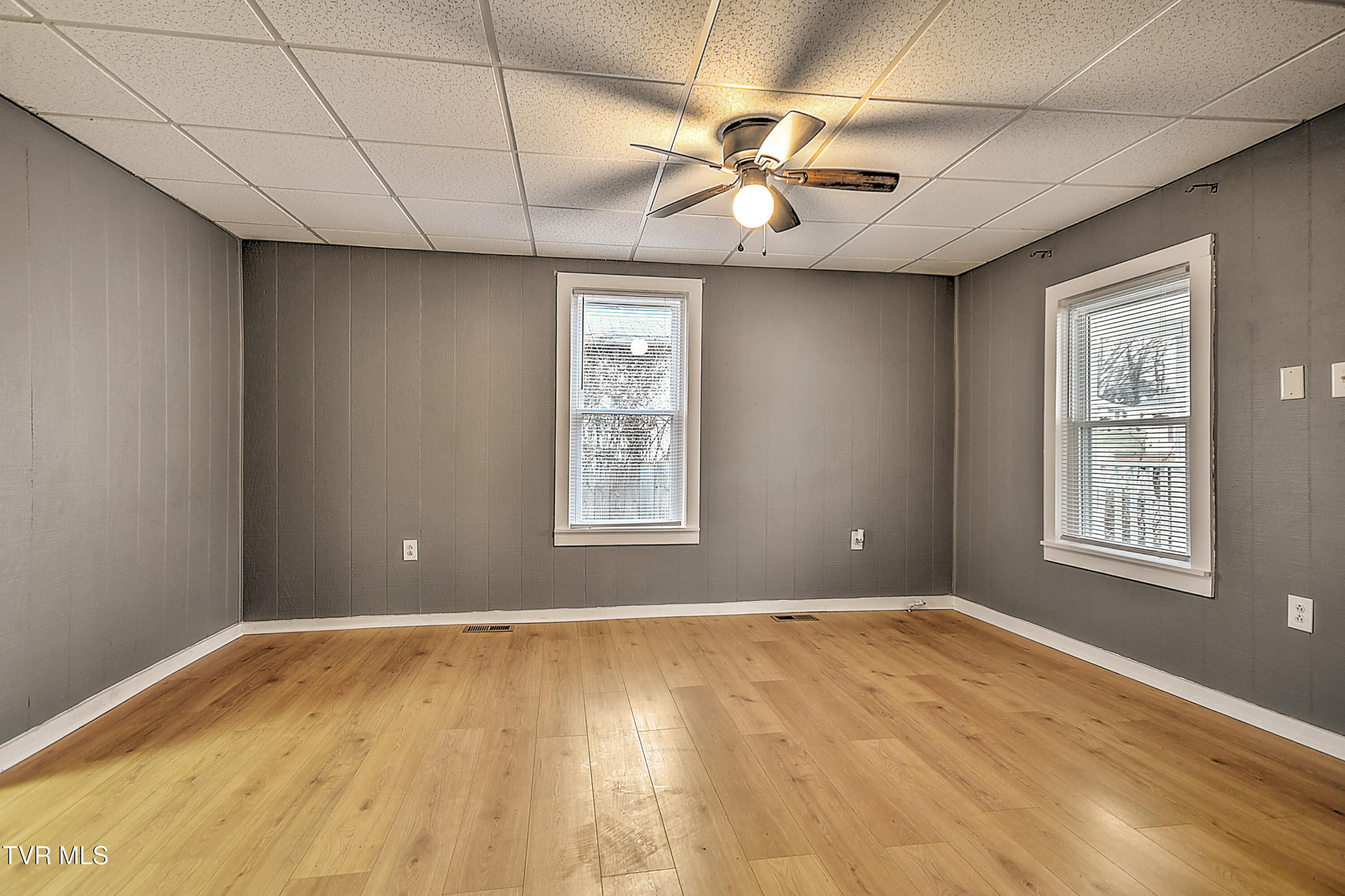 2125 Randolph Street Bristol, VA 24201 - Photo 4 of 19 2125 Randolph VT-7