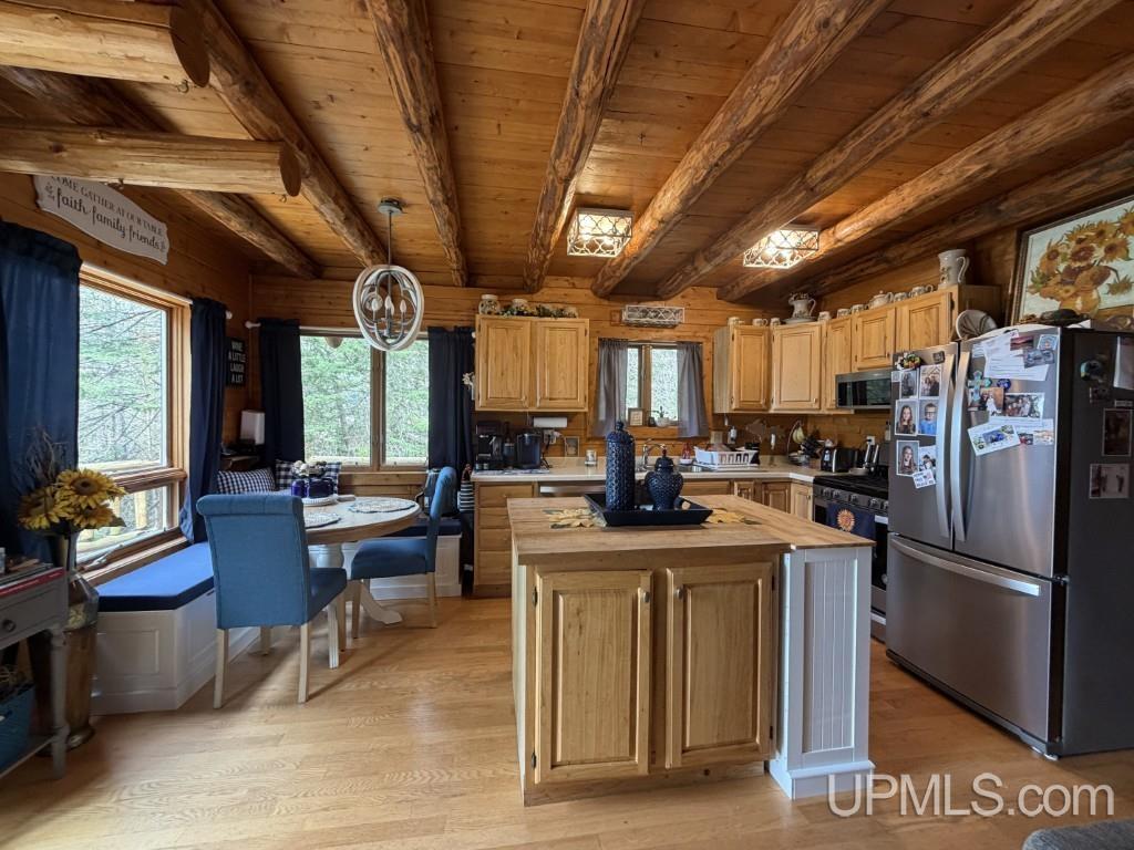 N1185 Tie Lake Road Wetmore, MI 49895 - Photo 5 of 36