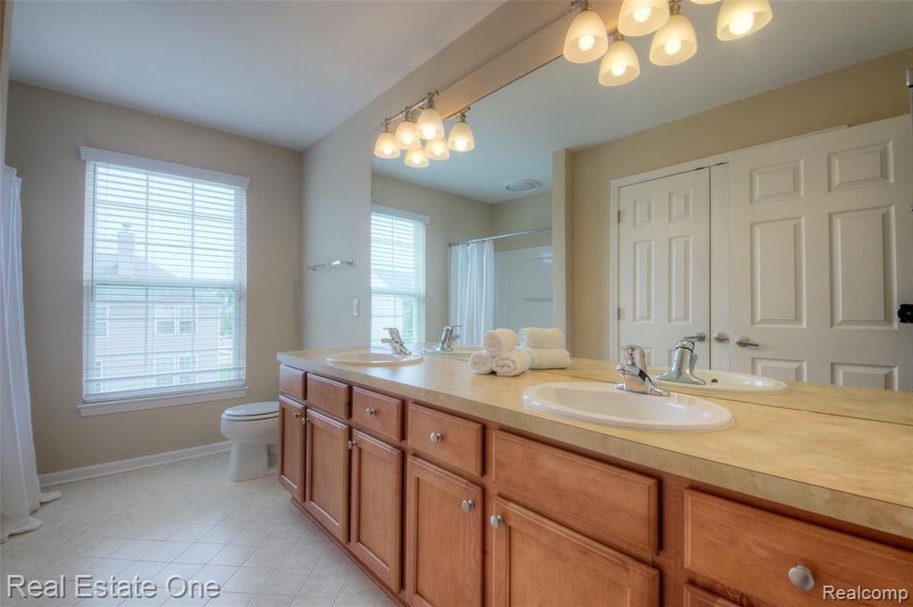 4293 Merriman Loop Howell, MI 48843 - Photo 29 of 34