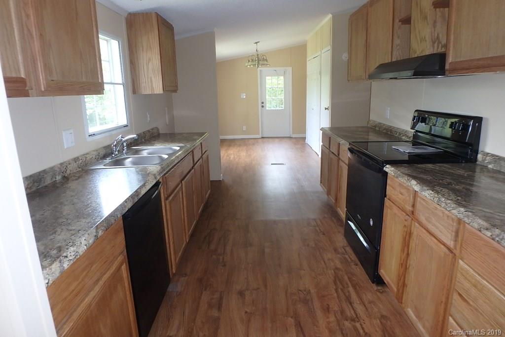 38 Ridge Way Marion, NC 28752 - Photo 12 of 15 Gallery Image 12