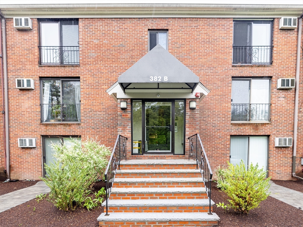 382 Great Road, Unit B 203 Acton, MA 01720 - Photo 1 of 26 Gallery Image 1