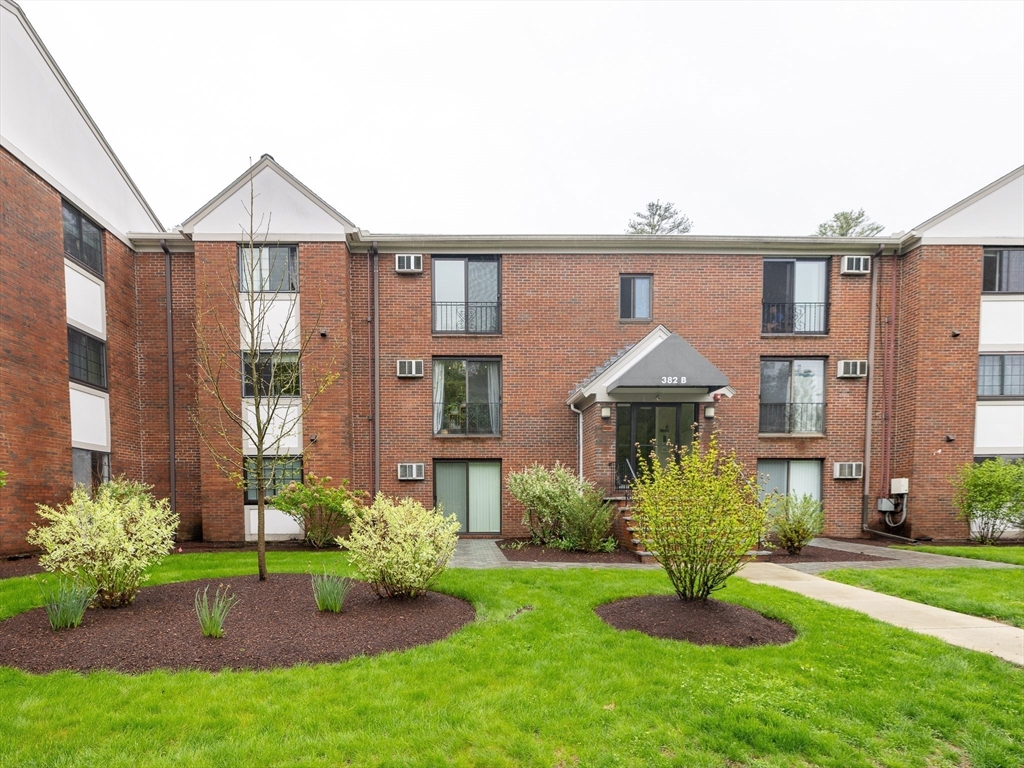 382 Great Road, Unit B 203 Acton, MA 01720 - Photo 3 of 26 Gallery Image 3