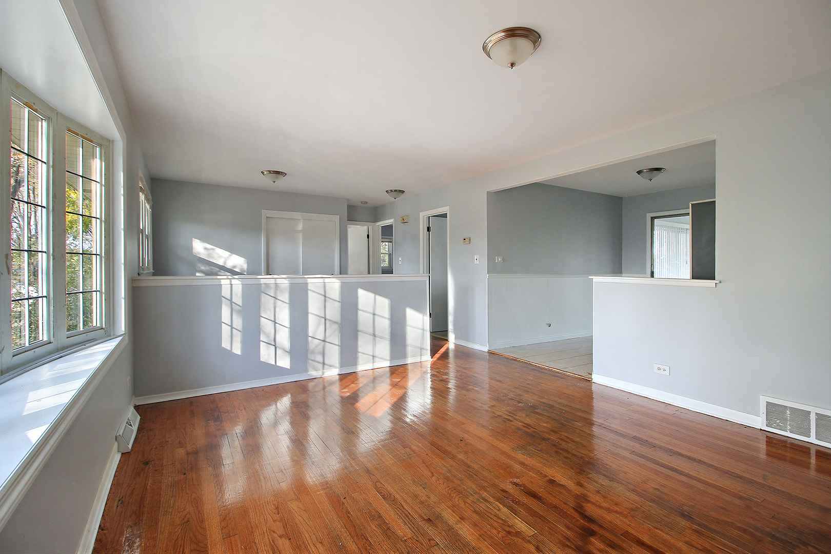 20745 Homeland Road Matteson, IL 60443 - Photo 2 of 13 Gallery Image 2