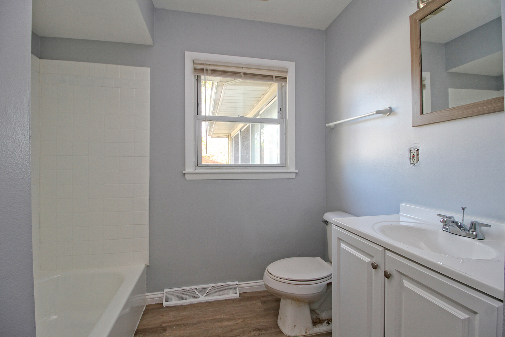 20745 Homeland Road Matteson, IL 60443 - Photo 4 of 13 Gallery Image 4