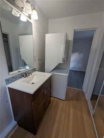 $699,900 | 3105 South Crystal Lake Drive, Orlando, FL 32806