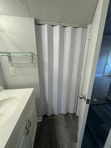 $699,900 | 3105 South Crystal Lake Drive, Orlando, FL 32806