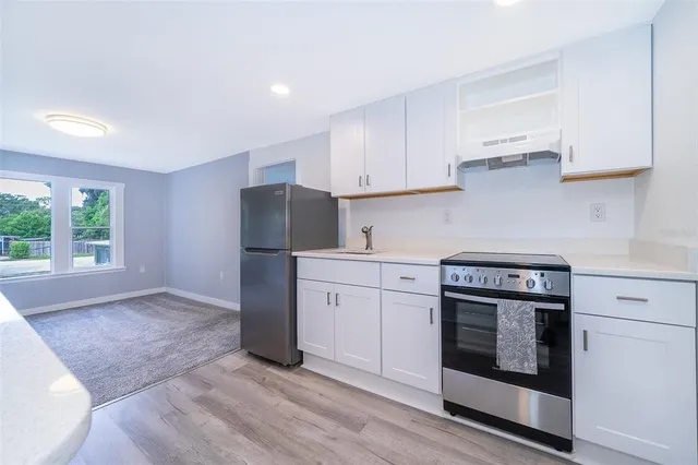 $699,900 | 3105 South Crystal Lake Drive, Orlando, FL 32806