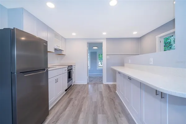 $699,900 | 3105 South Crystal Lake Drive, Orlando, FL 32806