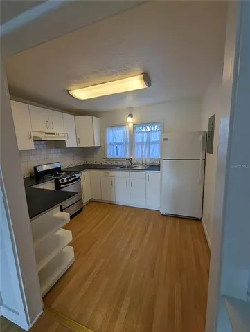 $699,900 | 3105 South Crystal Lake Drive, Orlando, FL 32806