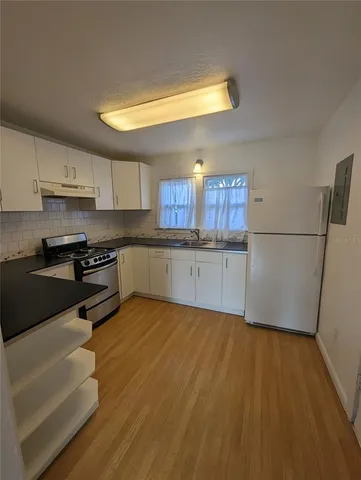 $699,900 | 3105 South Crystal Lake Drive, Orlando, FL 32806