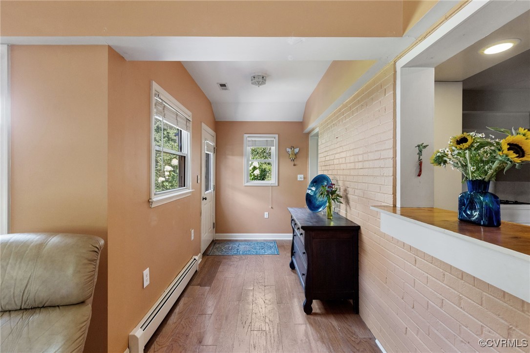 126 Beverly Road Ashland, VA 23005 - Photo 10 of 30 a living room with furniture and a potted plant