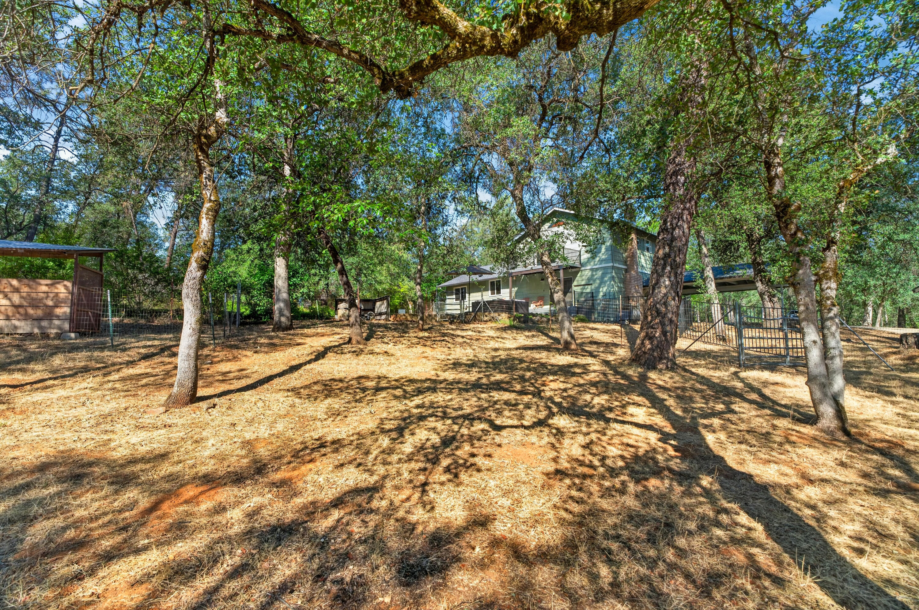 9057 Simmons Road Redding, CA 96001 - Photo 62 of 63 simmons-06799