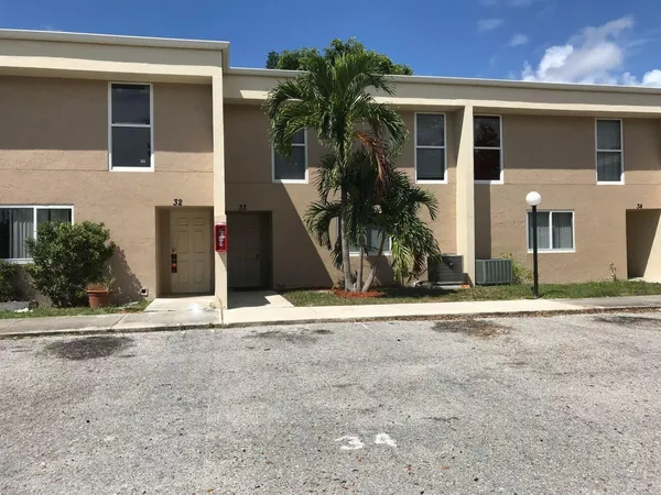 $1,950 | 2800 Georgia Avenue, West Palm Beach, FL 33405