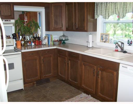 148 Pine Glenn Road Pulaski, PA 16143 - Photo 9 of 13 Kitchen.