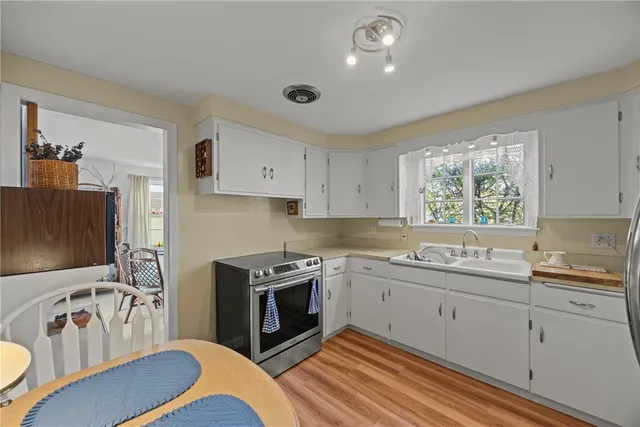 $329,900 | 86 Highland Parkway, Buffalo, NY 14223