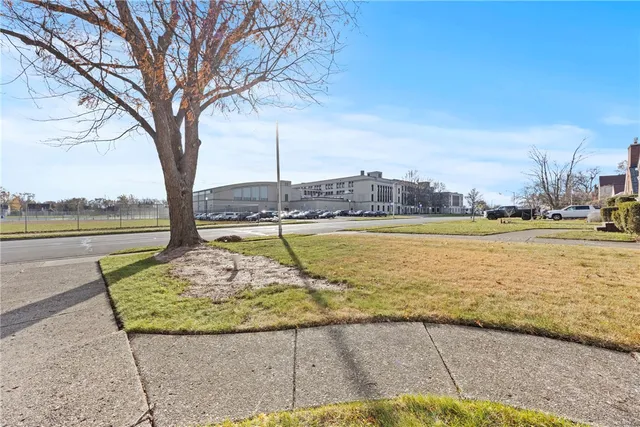 $329,900 | 86 Highland Parkway, Buffalo, NY 14223